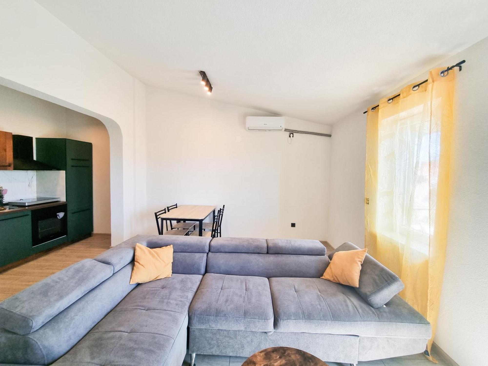 Apartmani 1 Pinezici Exterior foto