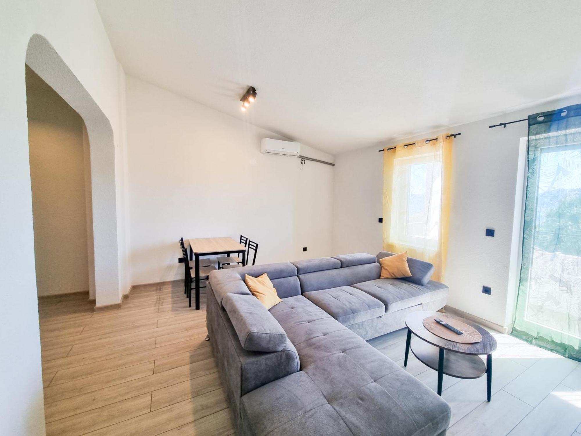 Apartmani 1 Pinezici Exterior foto